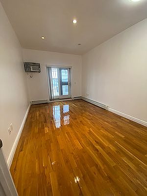 4th image of 207 Bay 34 St #3F