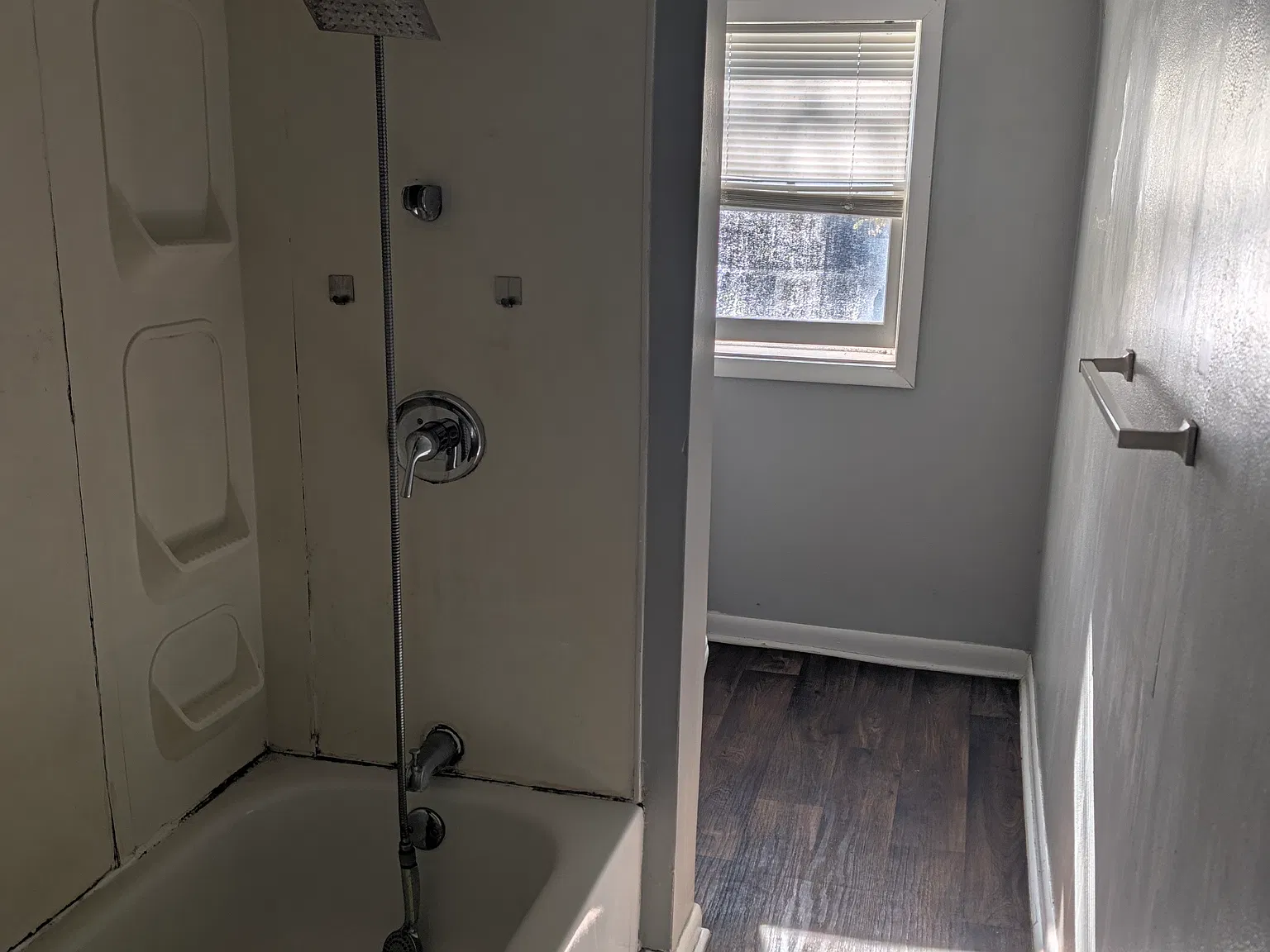 1 bed, 700 sqft, $800 — Photo 3