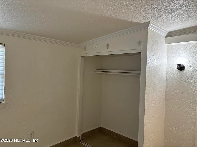 1824 Brookview Dr S — Photo 14