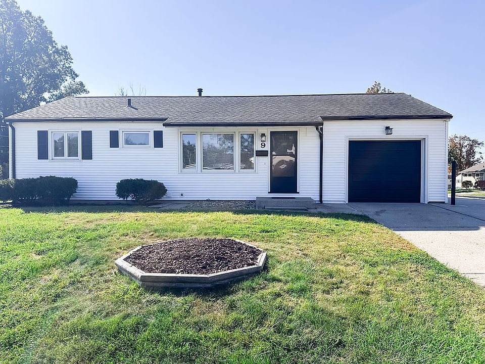 1st image of 9 Glenview Dr