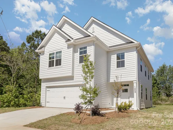 7118 Plott Rd, Charlotte, NC 28215