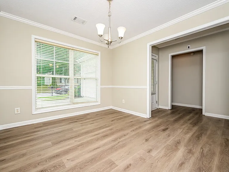 3896 Pine Village Pl — Photo 5