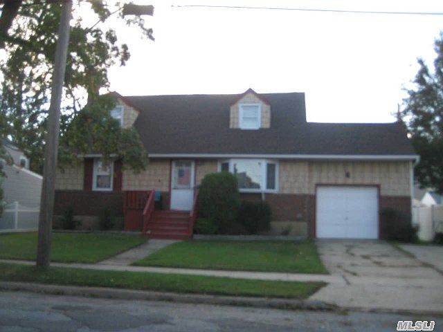 1st image of 2196 Seaford Ave