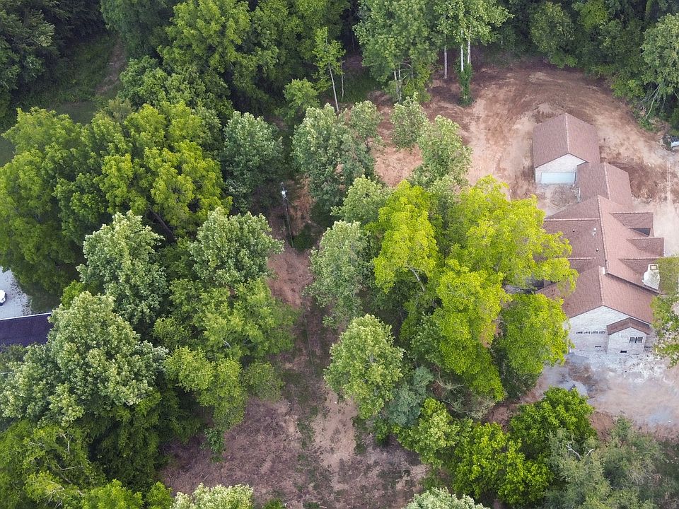 8018 Charlotte Pike, Nashville, TN 37221 MLS 2535301 Zillow