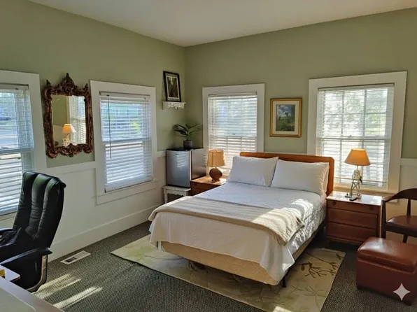 1102 McRae St, Wilmington, NC 28401