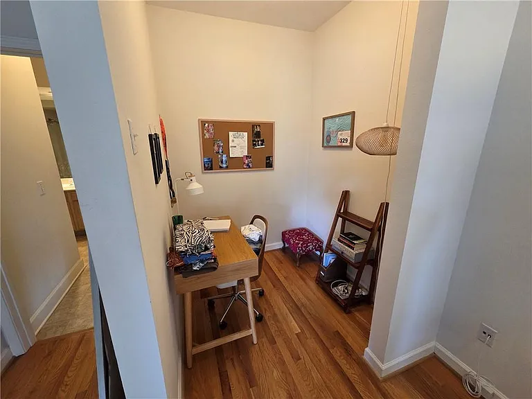 3777 Peachtree Rd NE #1035 — Photo 11