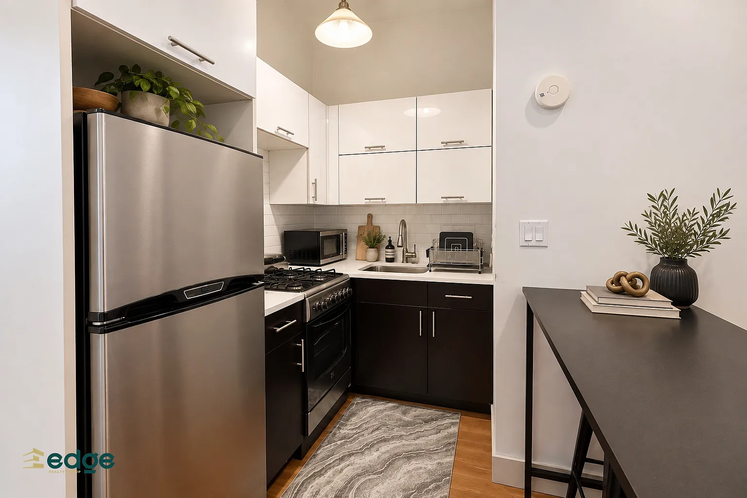 233 Jefferson Street — Photo 4