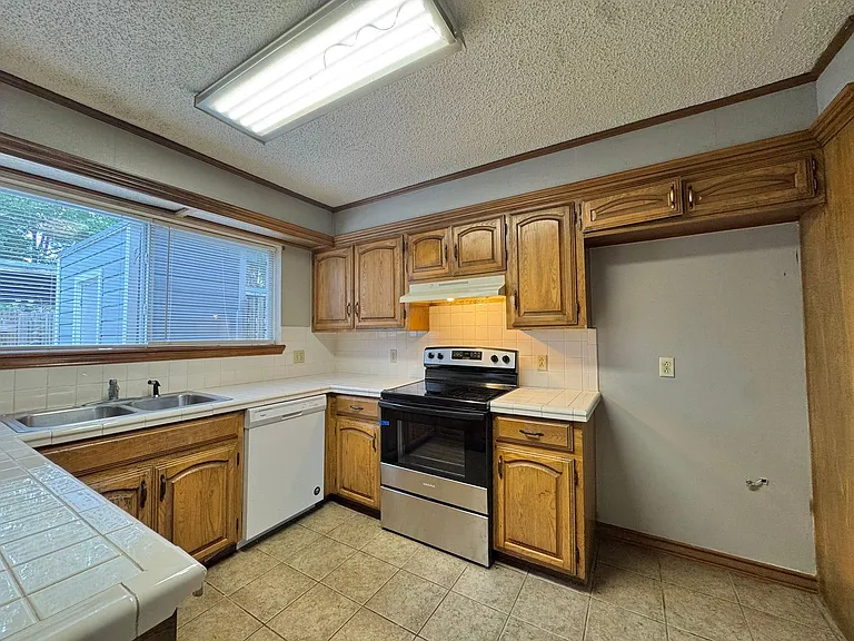 6220 Gould Pl — Photo 6