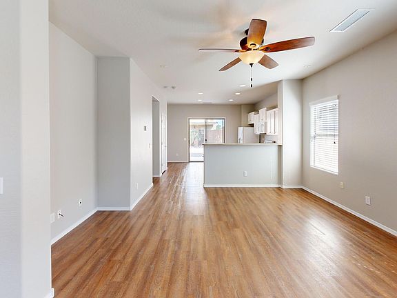 4th image of 26176 W BURNETT Road