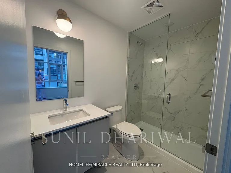 395 Dundas St W #122 — Photo 15