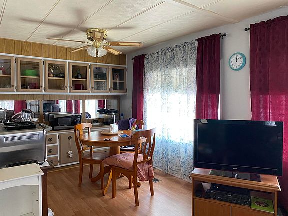 4th image of 4065 E UNIVERSITY Drive #136