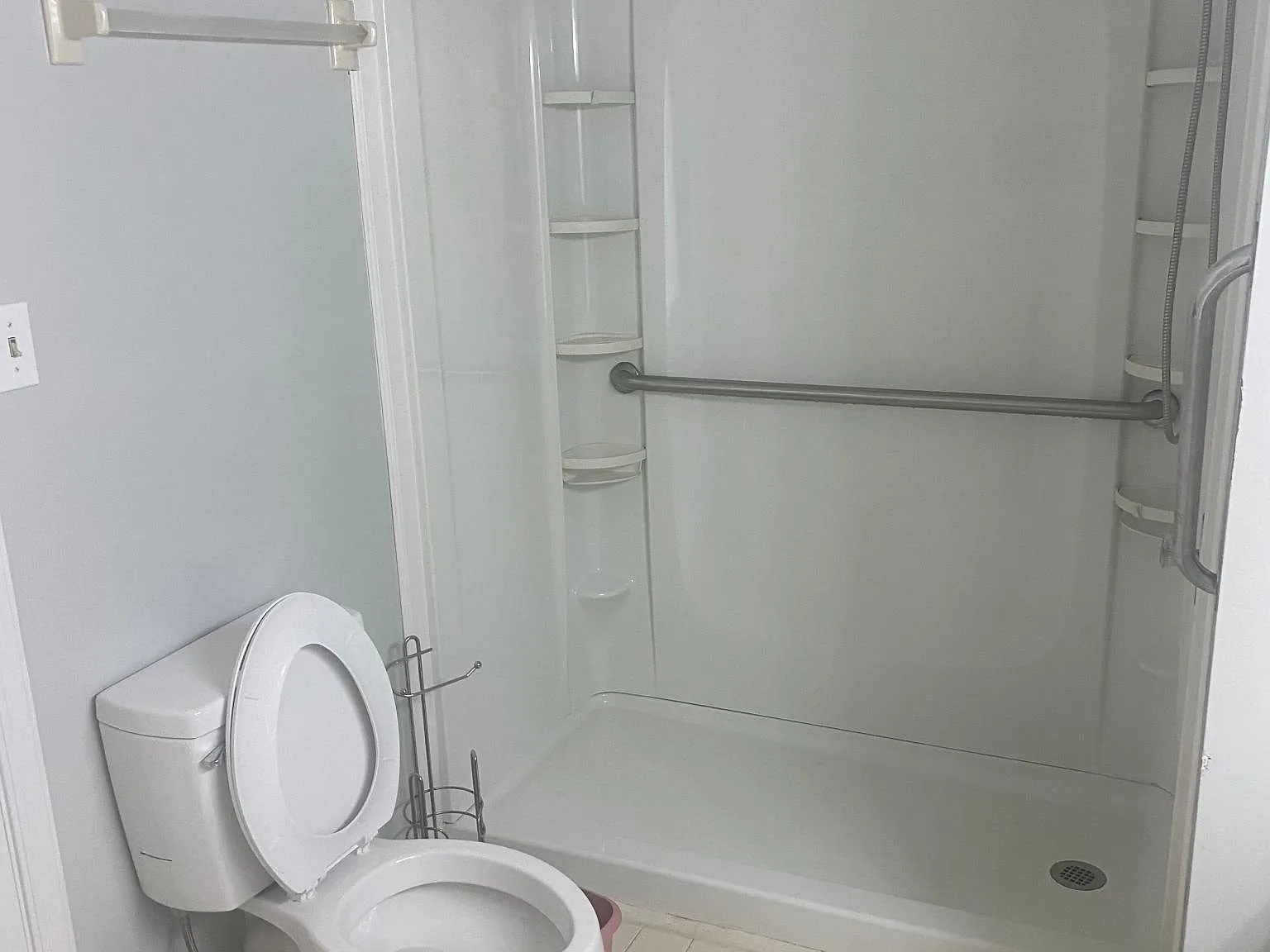 2 bed, 1.5 bath, 1184 sqft, $1,800 — Photo 4