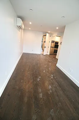 Rented by Delmark Realty LLC | media 41