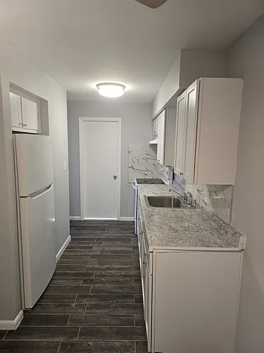 6623 Oak Forest Ave #3 Photo 1