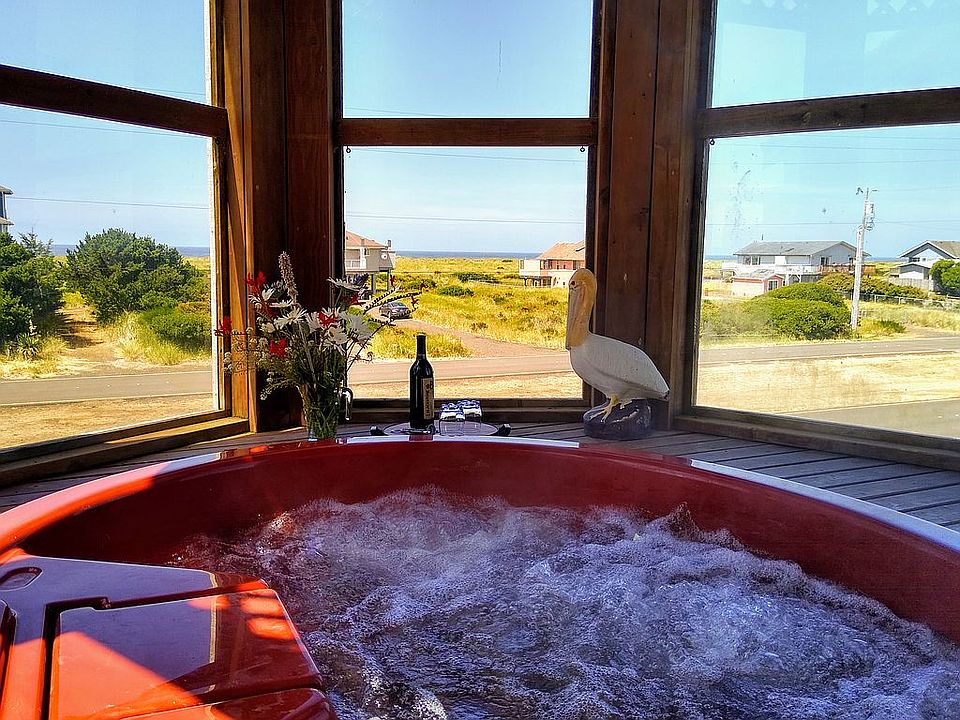 Ocean View 3rd Floor Hot Tub