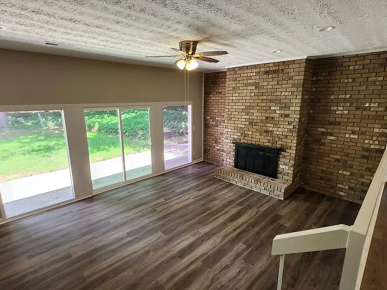 1693 Briarbend Ct — Photo 6