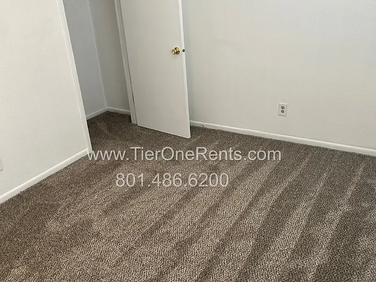 10470 S 700 E #A — Photo 4