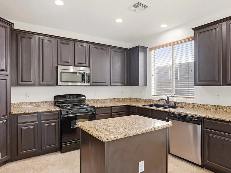 3073 S Passion Dr — Photo 1