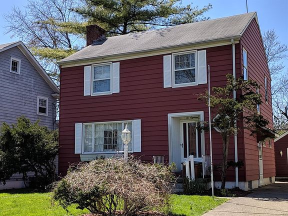 2nd image of 218 Aberdeen Dr