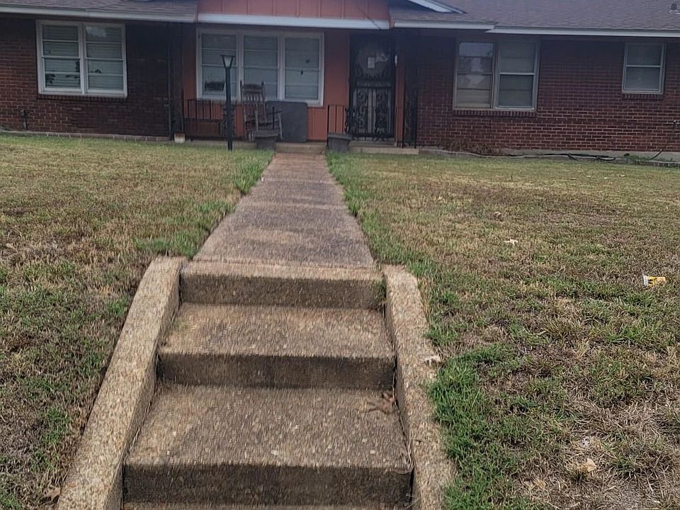 1st image of 1586 E Raines Rd