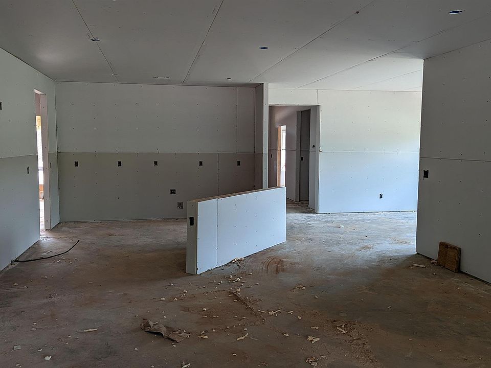 2nd image of 346 Castlepath Dr