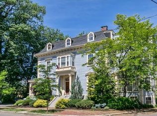 30 Warren St #2, Salem, MA 01970