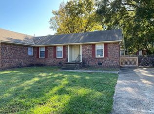 1608 Hollywood Dr #W, Jackson, TN 38305