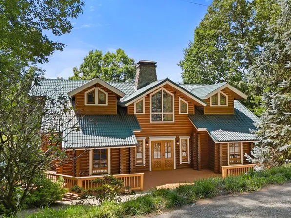 214 Cross Creek Trail, Robbinsville, NC 28771