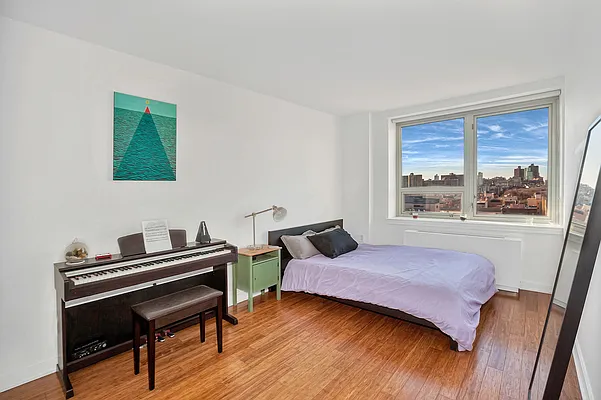 Rented by Douglas Elliman | media 24