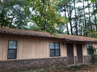 200 Shepherd Ave #A, East Camden, AR 71701
