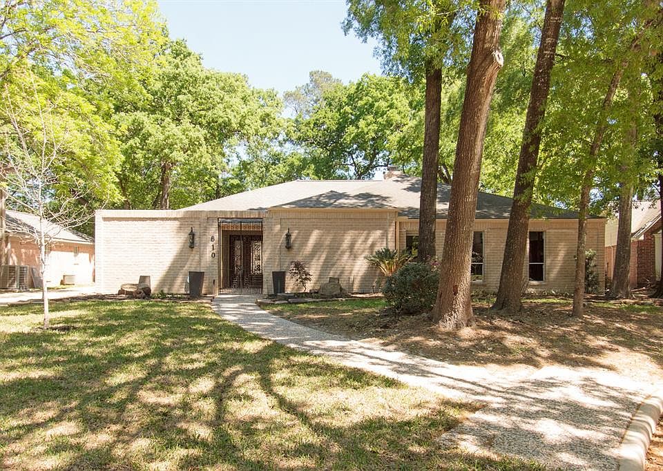 1st image of 610 Langwood Dr