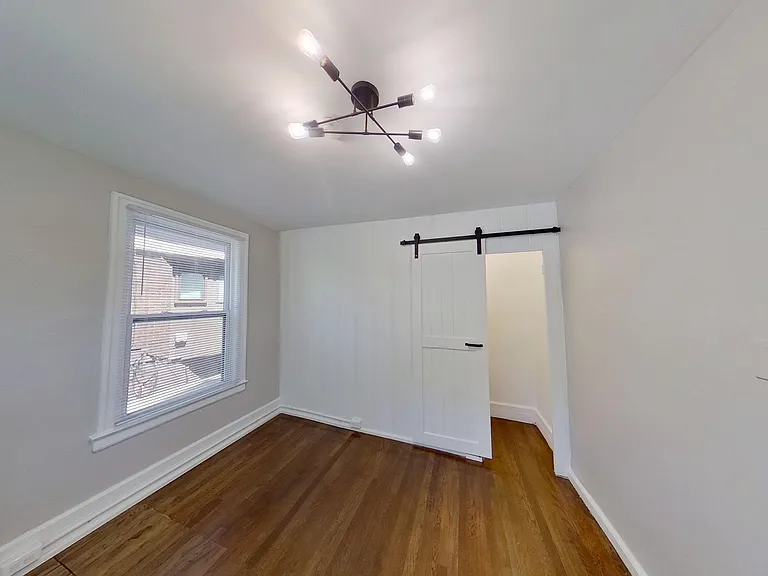 1084 Van Dyke St #102 — Photo 11