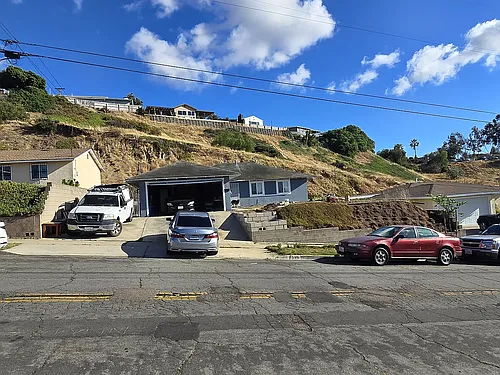 5539 Santa Margarita St Photo 1