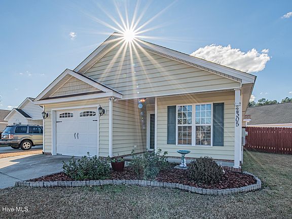 5th image of 2305 Sawgrass Drive