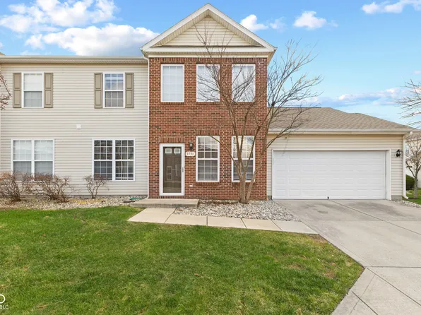 9731 Green Knoll Dr, Noblesville, IN 46060