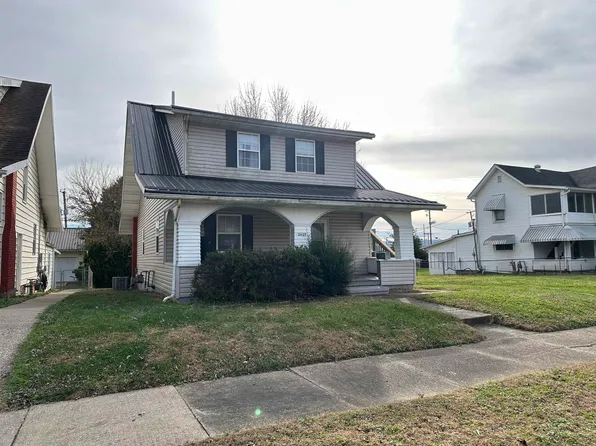 2429 Collis Ave, Huntington, WV 25703