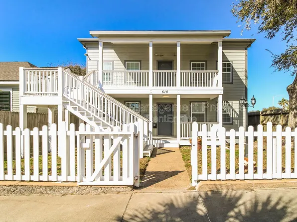 610 Ball St #1, Galveston, TX 77550