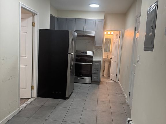 2nd image of 1565 70th St #2R