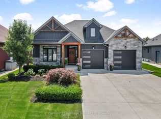 281 Regatta Dr, Welland, ON L3B6E7