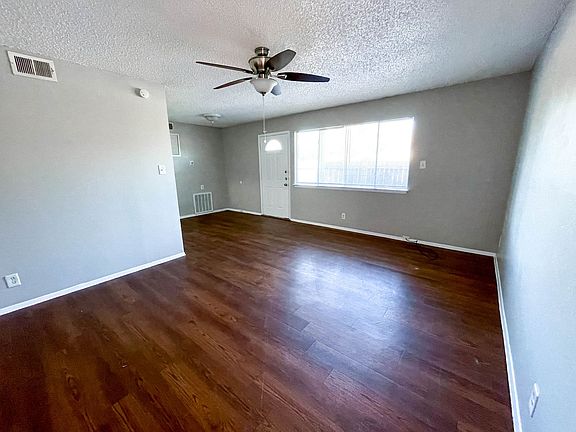 4th image of 8907 Parkfield Dr APT 104