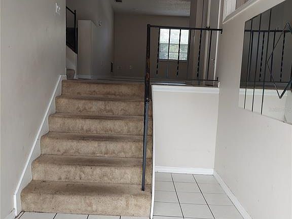 5th image of 8139 Laurel Tree Dr