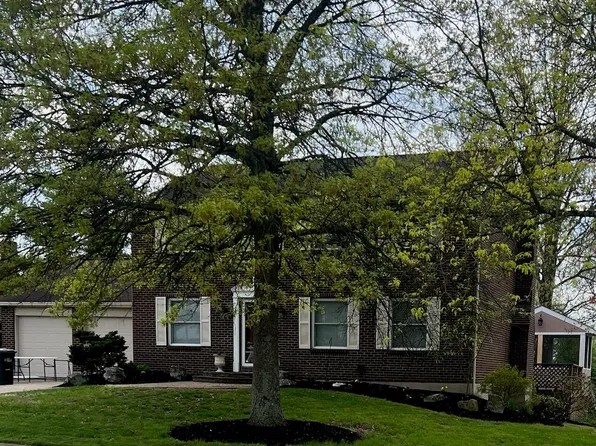 2593 Sierra Dr, Villa Hills, KY 41017