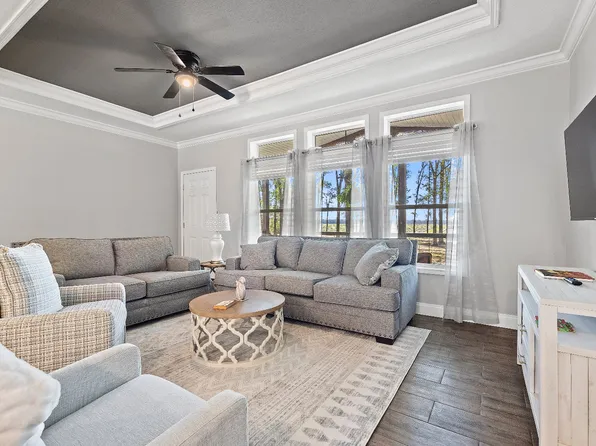 6703 264th St, Branford, FL 32008