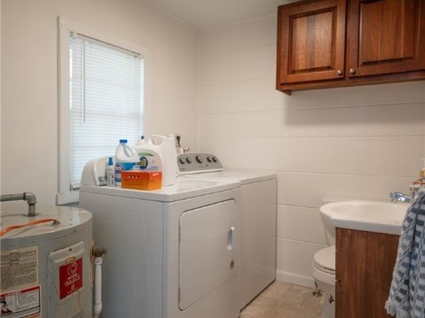 615 Sanford Rd, Hull, GA 30646