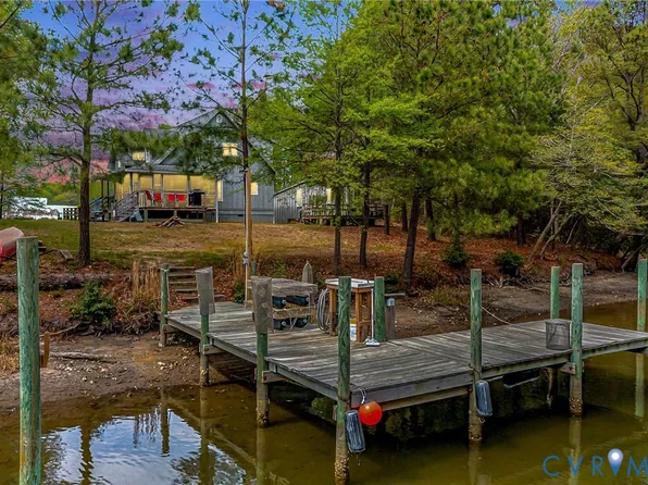 193 Deep Water Ln, Reedville, VA 22539