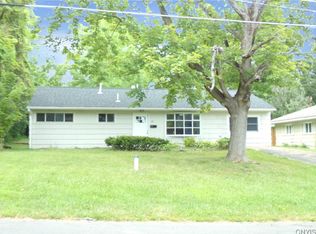 33 Wexford Rd, Syracuse, NY 13214