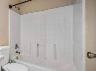 424 NE Oleander Ave, Pt Saint Lucie, FL 34952