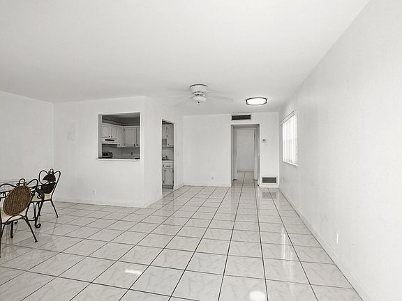 5th image of 87 Brittany B Avenue #B