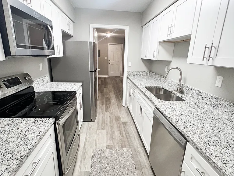 6021 Camellia Dr #A — Photo 19
