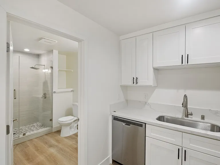 640 Imperial Ave #12 — Photo 7